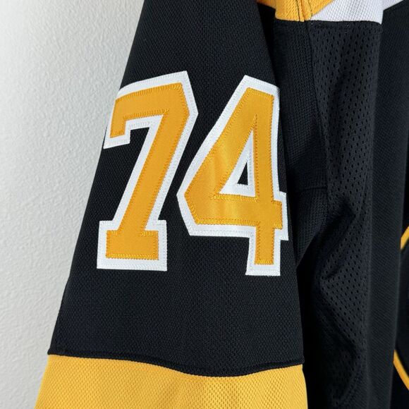 NHL Boston Bruins Fanatics Premium Jersey Men's 52 Stitched #74 DeBrusk - Picture 8 of 10
